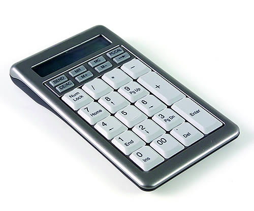 Separater Nummernblock zur Tastatur S-840. Kann sowohl links wie auch rechts neben die Tastatur gelegt werden.
