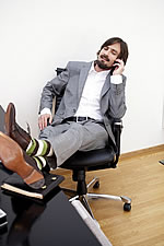 Der ergonomische B&uuml;rosessel HAG H09 Excellence Modell 9320 in Aktion.