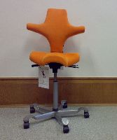 HAG Capisco Farbe orange , Stoff comfort, Gestell silber