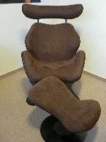 Excl. Relax-Sessel  in einer Mischung aus japan. und skandinav. Stil, kippbar