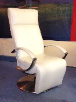 Ergonomischer Relaxsessel Modell Nino von der Firma Str&auml;ssle. 
