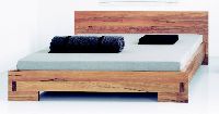 Bett zen/10 in Kernbuche Gr&ouml;&szlig;e: 180/200 cm. Komforth&ouml;he 40cm Abholpreis Statt 2100,- Euro