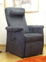 Ergonomischer Wellness-Sessel mit motorischer Verstellung und Aufstehhilfe, Ausstellungsst&uuml;ck 