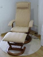 Ergonomischer Entspannungs-Sessel komplett mit Hocker, Ausstellungsst&uuml;ck 